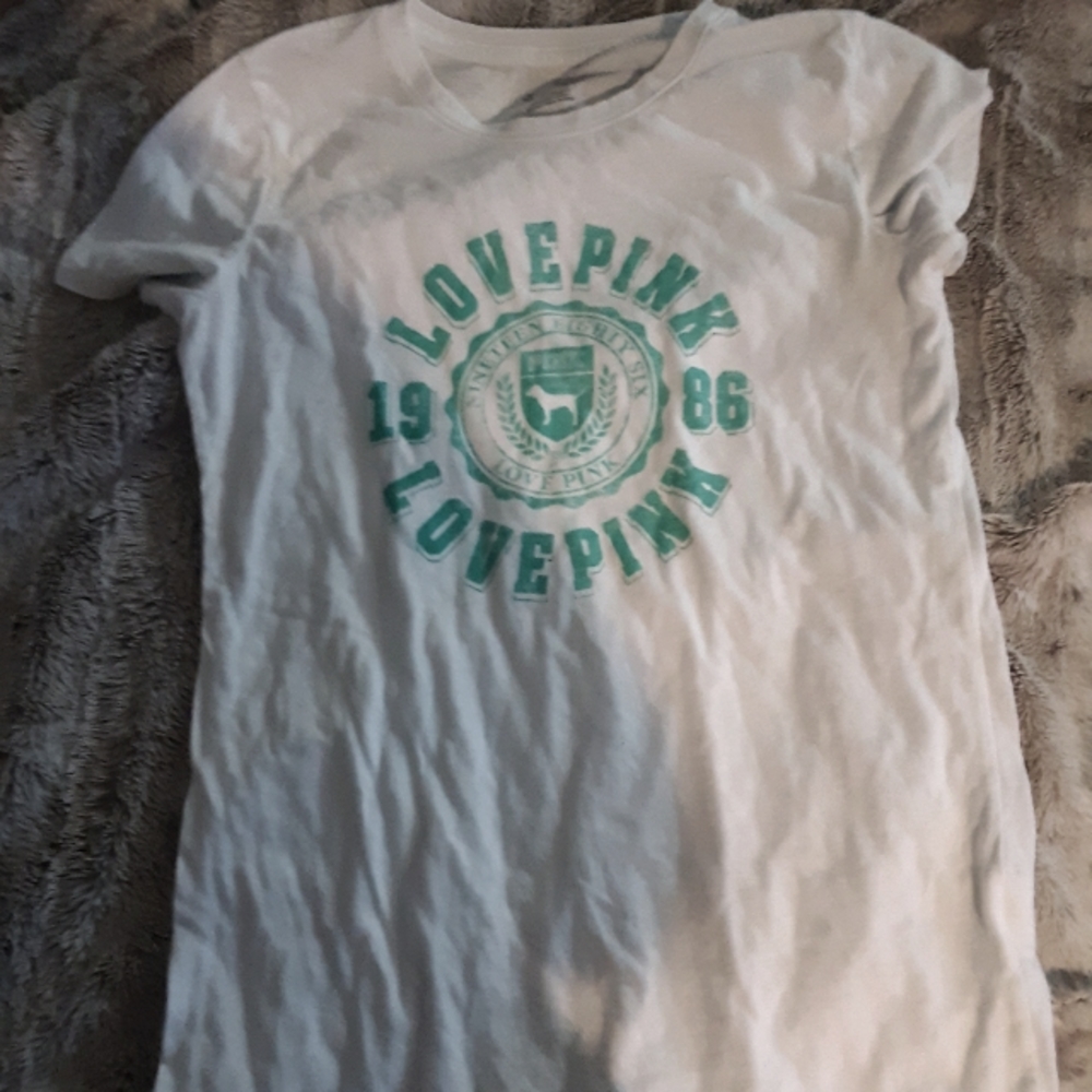 White tshirt